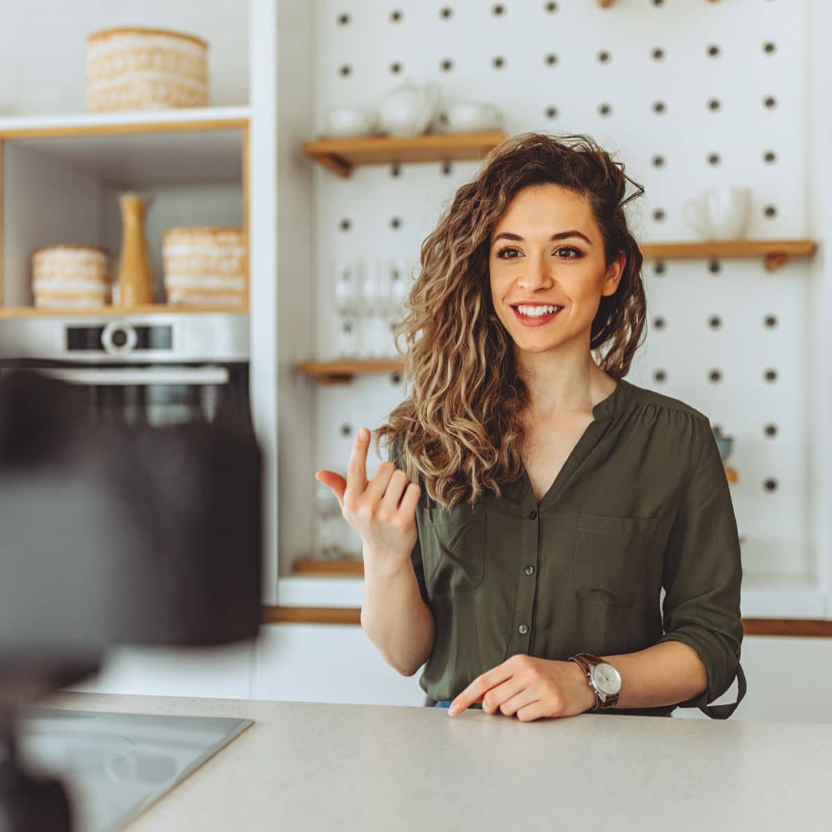 Use Eye-Catching Visuals and Engaging Headlines
